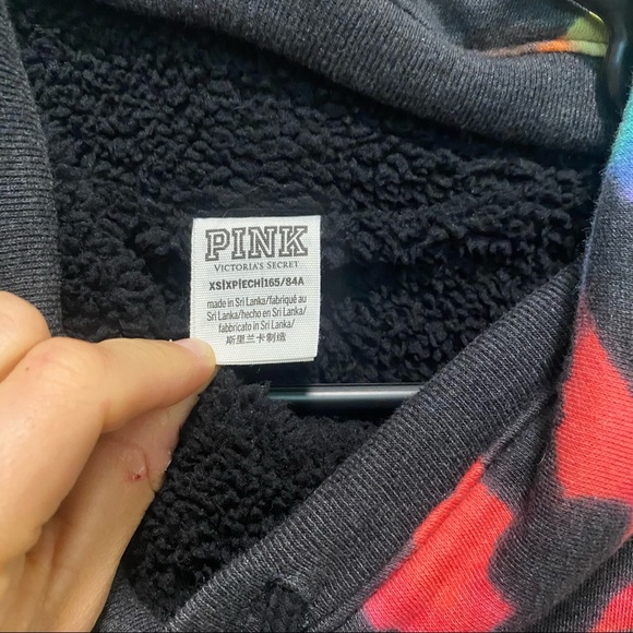 VS Pink Sherpa Pullover - Picture 5 of 6